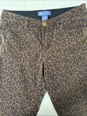 Democracy Leopard-Print Skinny Jeans in Brown/Black